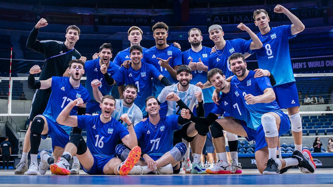 Pablo Koukartsev, Argentina embrace Filipino support ahead of France clash in FIVB Worlds